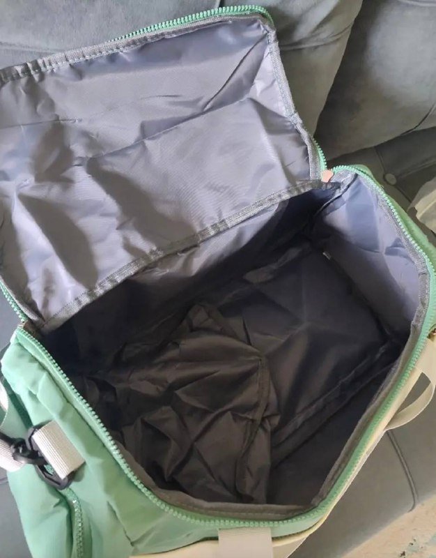 Вместительная сумка с отделом для обуви 3