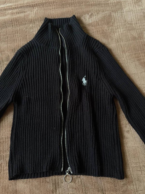 Сумки, штаны, кофта с худи 8