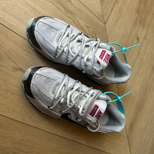Мужские кроссовки Nike US 10.5 / EUR 44.5