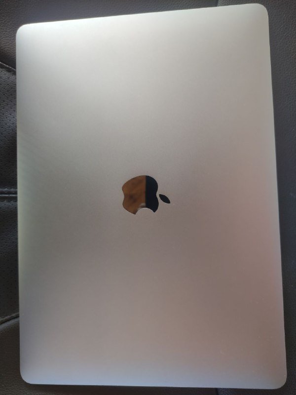 MacBook Air 13 M1 8/256 GB Space Gray 2