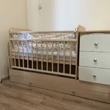 Растущая детская кроватка с матрасом 1