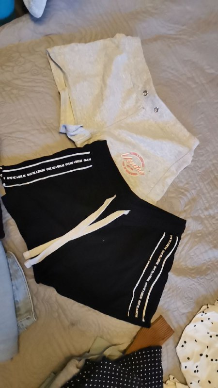 Оранжевое платье Guess, белое платье Теранова, туника h&m, худи Теранова, водолазка Ньюйоркер, платье в горошек, шорты, джинсы дефакто, джинсы зара, футболка теранова 8