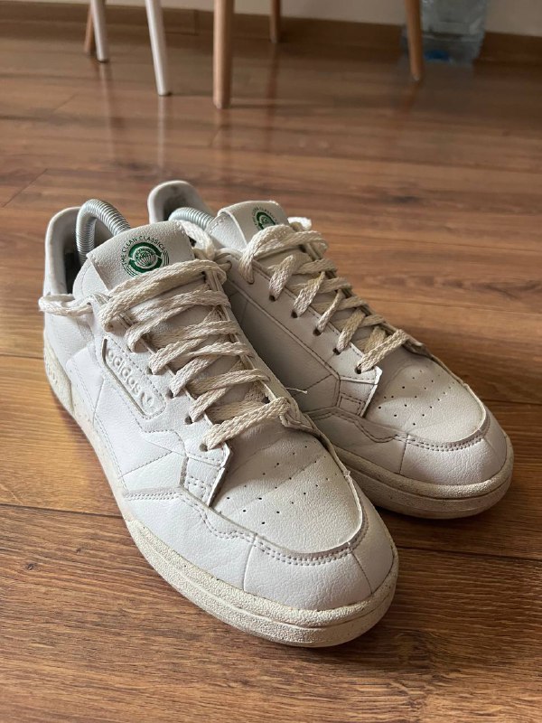 Кроссовки Adidas оригинал размер 41,5