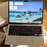 MacBook Air 13 M5 16/512GB Silver 1