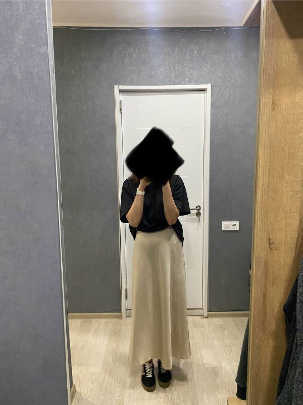 Плотный пиджак размера М, золотистая юбка, кремовая юбка, джинсовая юбка 6