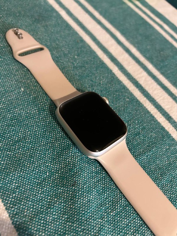 Apple Watch Series 9 45mm Starlight