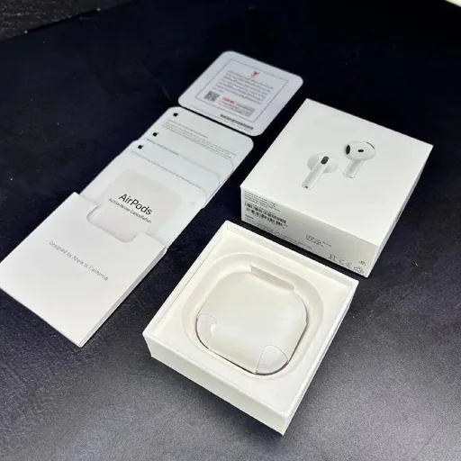 AirPods 4