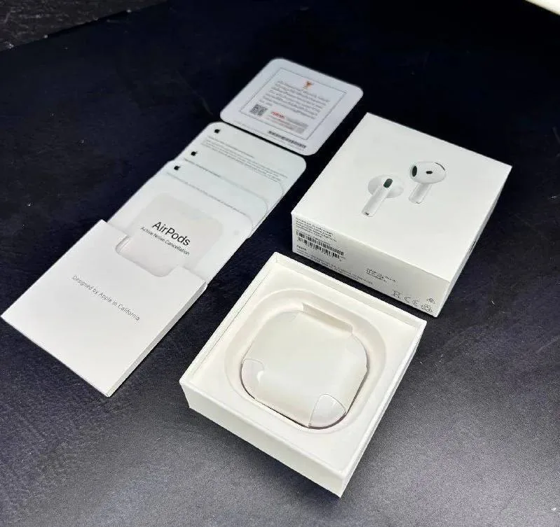 AirPods 4