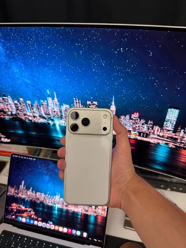 iPhone 17 Pro Max 1