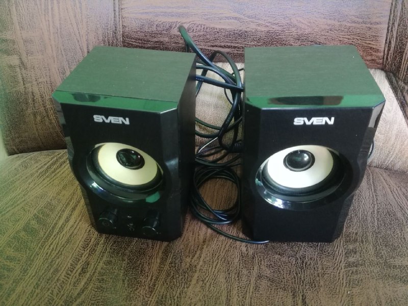 Колонки SVEN SPS-605