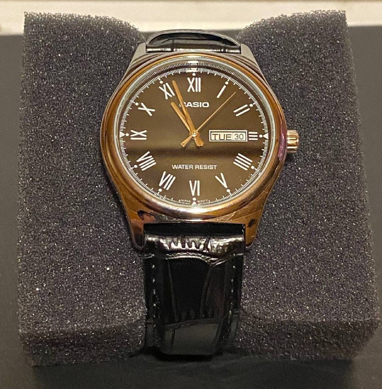 Часы Casio стильный дизайн кварцевый механизм водостойкость 2