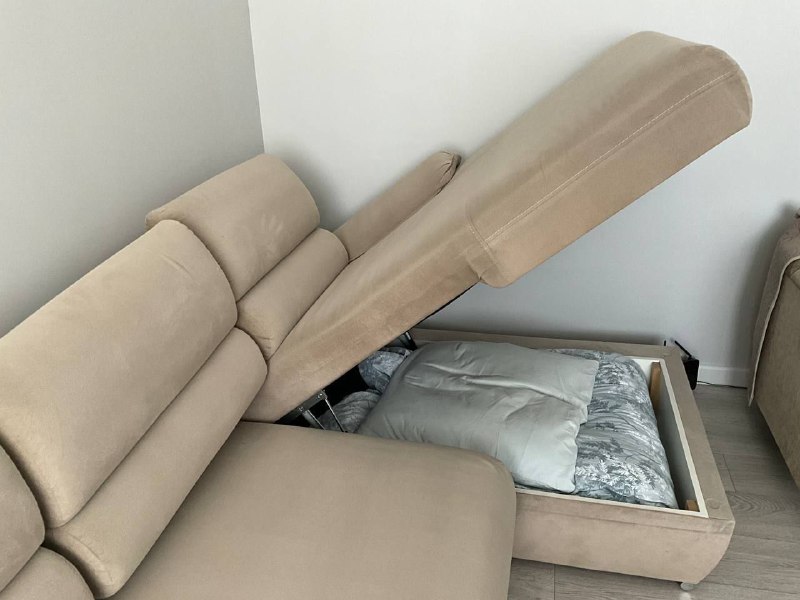 Угловой диван Белорусский в хорошем состоянии 2