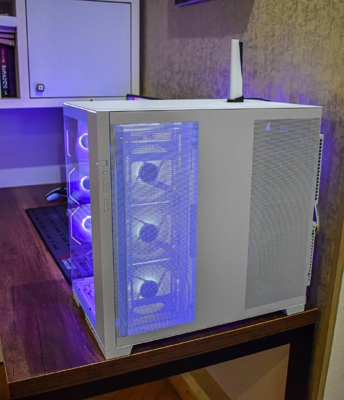 Игровой ПК с i7 14700K, RTX 5070, 32GB RAM, 1TB SSD 4