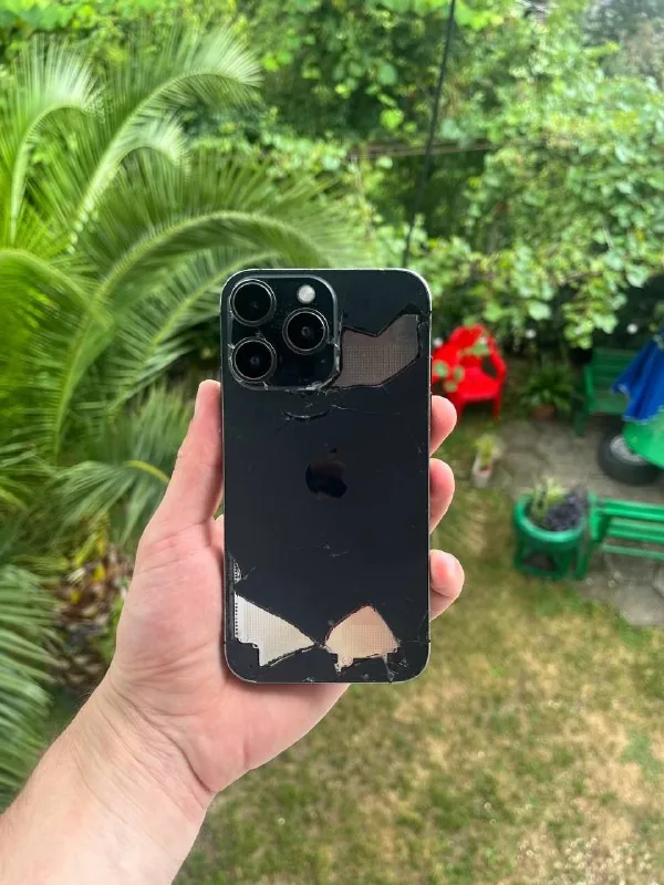 iPhone XR 1