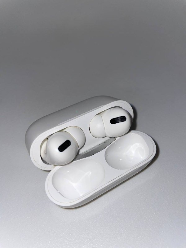 Apple AirPods Pro (2-го поколения) 3