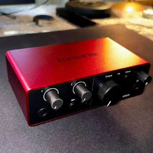 Аудио карта Focusrite Scarlet Solo 4th gen