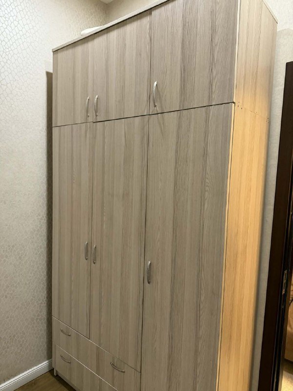 Холодильник, комод, диван, кресла, шкаф, кровати 7