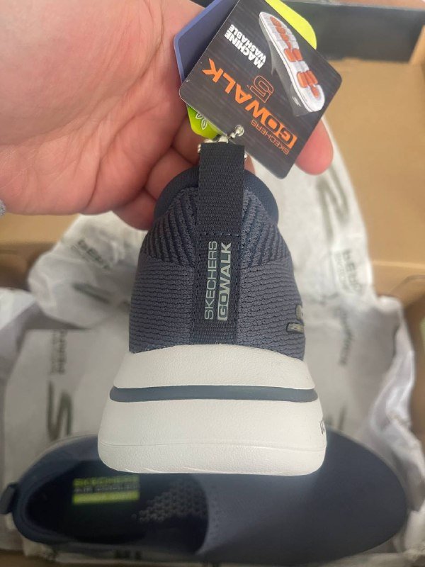 Новые мужские кроссовки Skechers 42,5