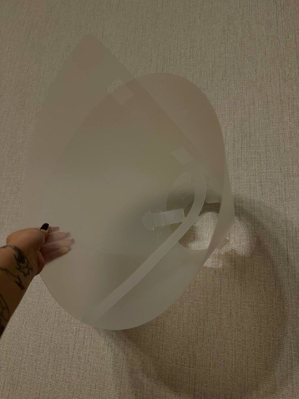 ботильоны, браслет, книга, диспенсер, воротник для собак, микрофон, маска для лица, степлер 5