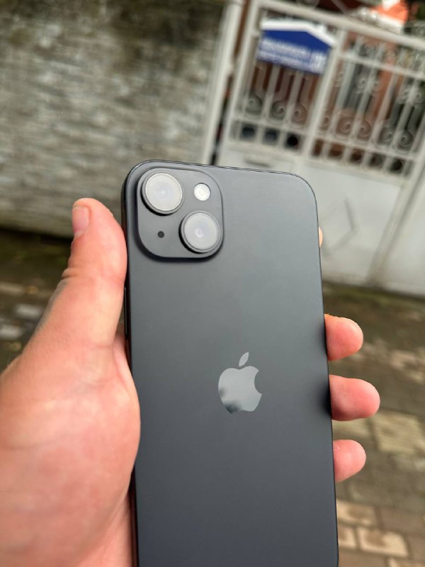 iPhone 15 Plus 128GB Black, iPhone 14 128GB Black 3