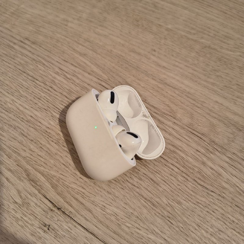 Apple AirPods