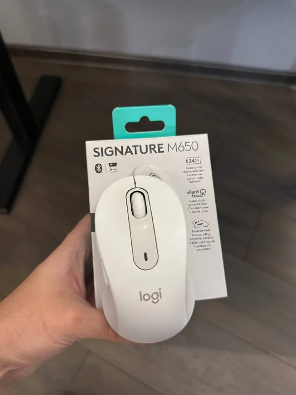 Компьютерная мышь Logitech M650 Signature