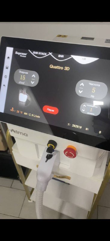 Трехволновой аппарат лазерной эпиляции