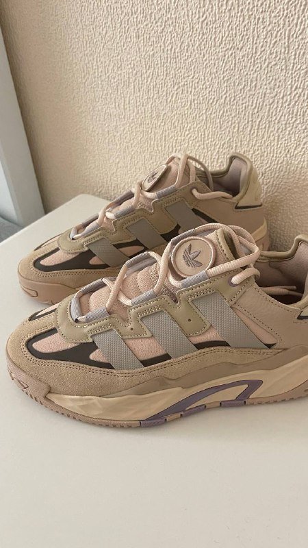 Кроссовки Adidas 40 3