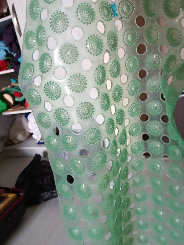 Градусник электронный, коврик для душа, фиксатор для колена, кеды, подушка, кофе-пресс IKEA 2