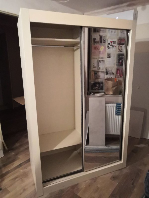 Шкаф-купе с зеркалом 2