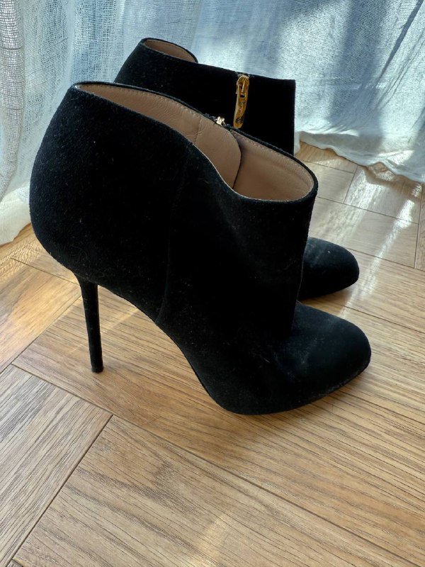 Женская обувь из личного гардероба 3