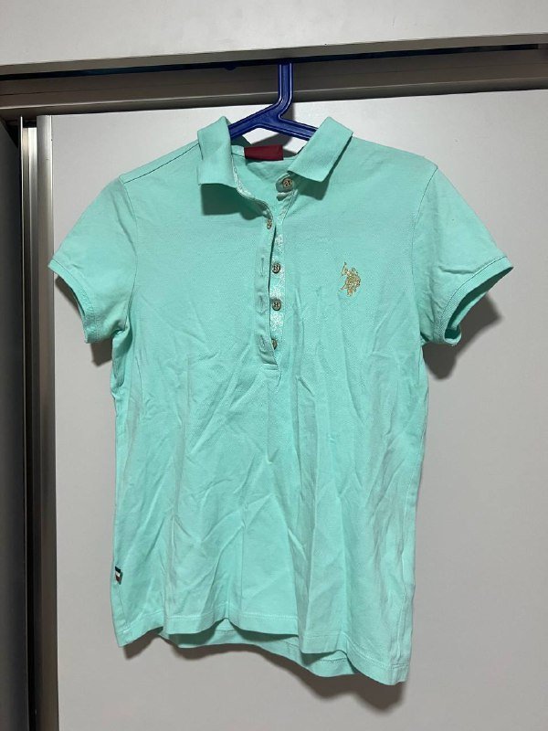 us polo assn поло бирюзовое, поло синее, Love Republic платье белое, худи Levi’s черное, худи Levi’s серое 6