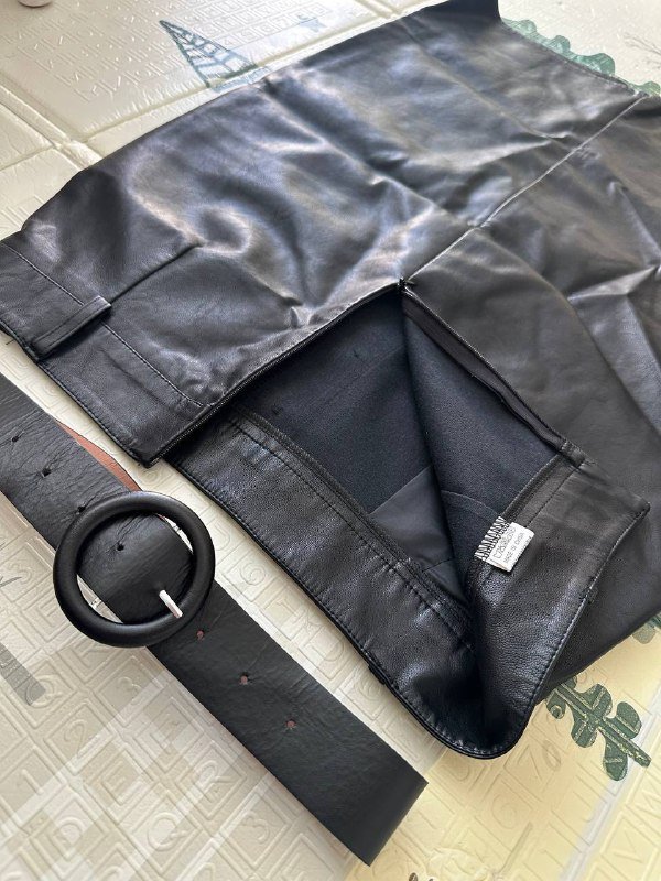 Юбка кожаная с поясом 2