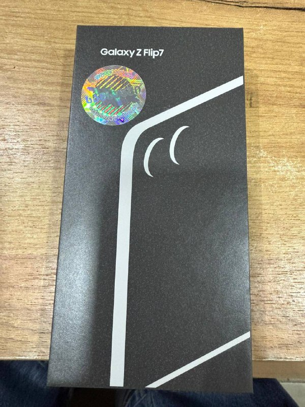 Samsung Galaxy Z Flip 7 256GB