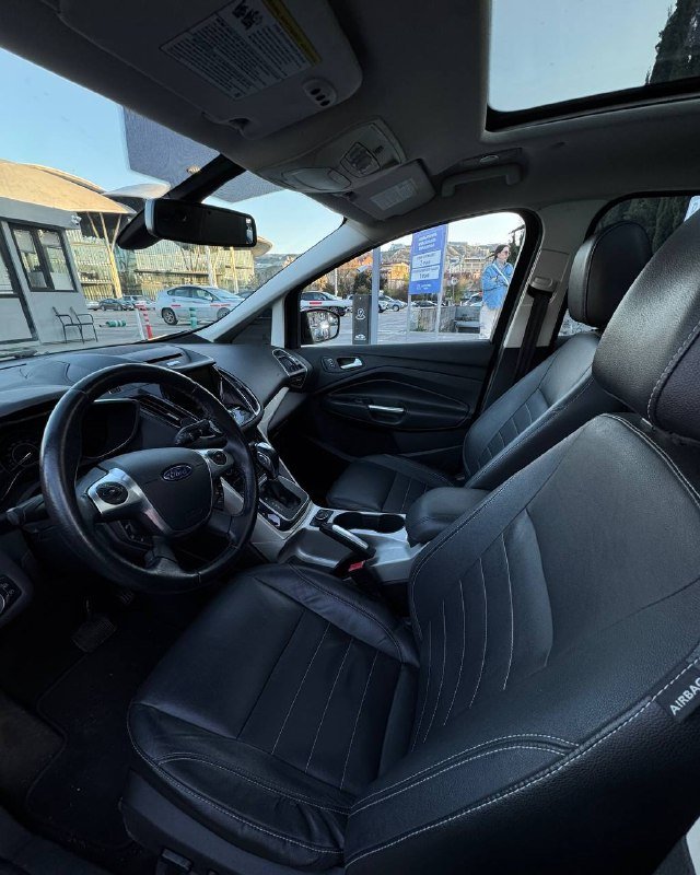 Ford C-Max Hybrid 5