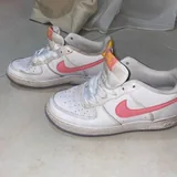Женские Nike кроссовки, белые, бежевые 7