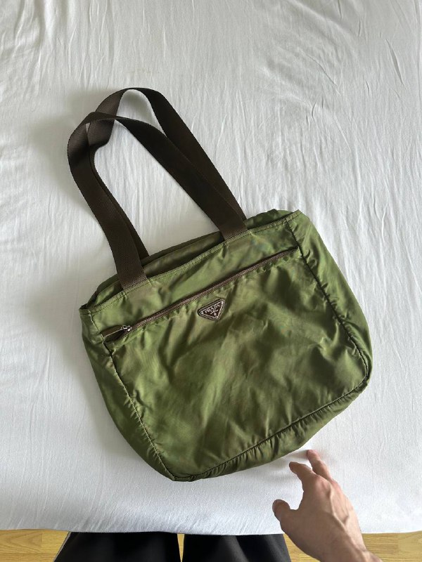 Prada bag, cav empt t-shirt