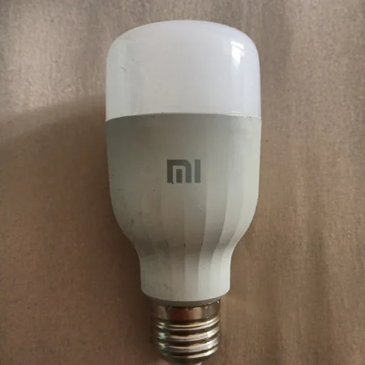 Умная лампочка Xiaomi
