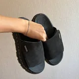 Кофты, очки, тапочки Dr. Martens, шорты, юбка 7