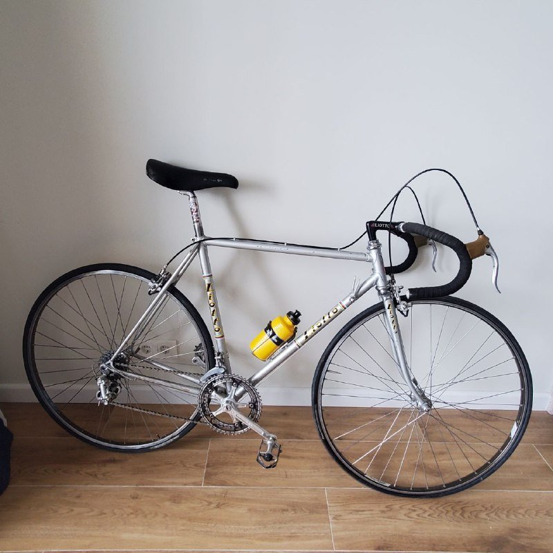 Шоссейный велосипед Liotto рама L