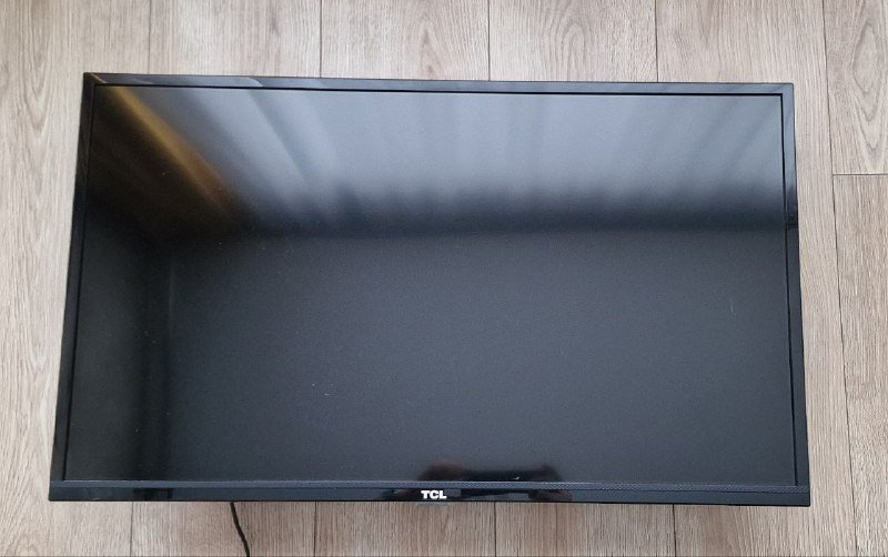 Телевизор TCL LED32D3000, пульт, крепление 2