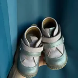 Tapiboo children's boots, size 22 2