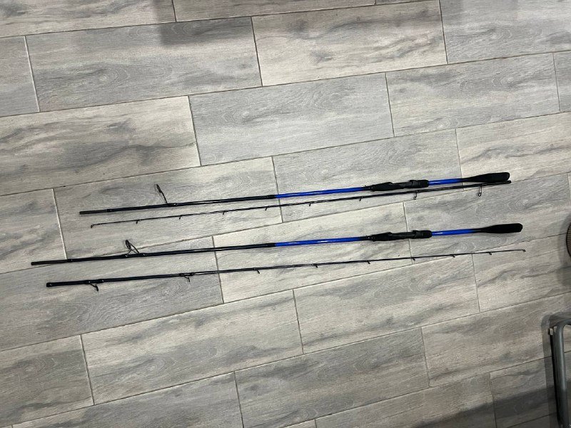 Два спиннинга Decathlon длина 270 и 240