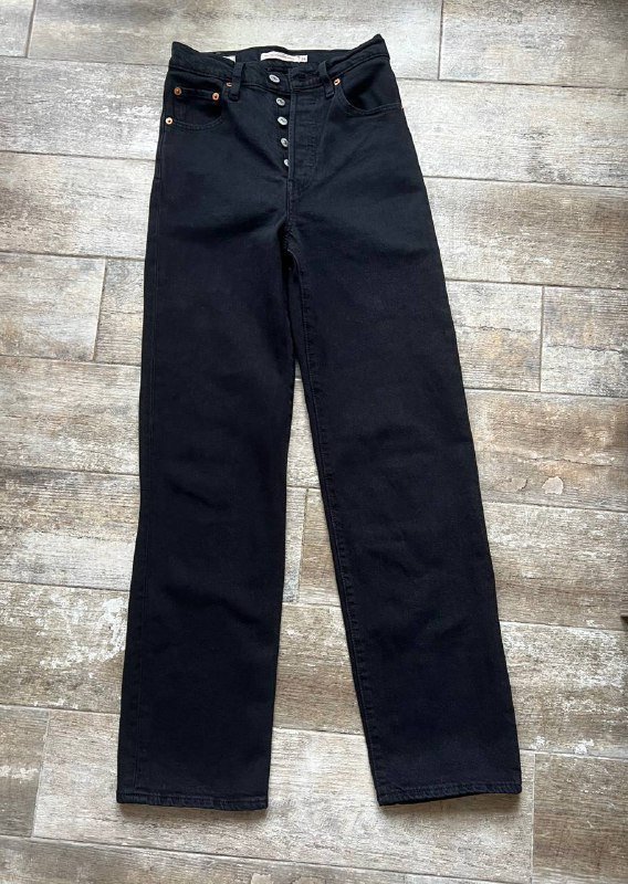 Женские джинсы Levi’s черные классические