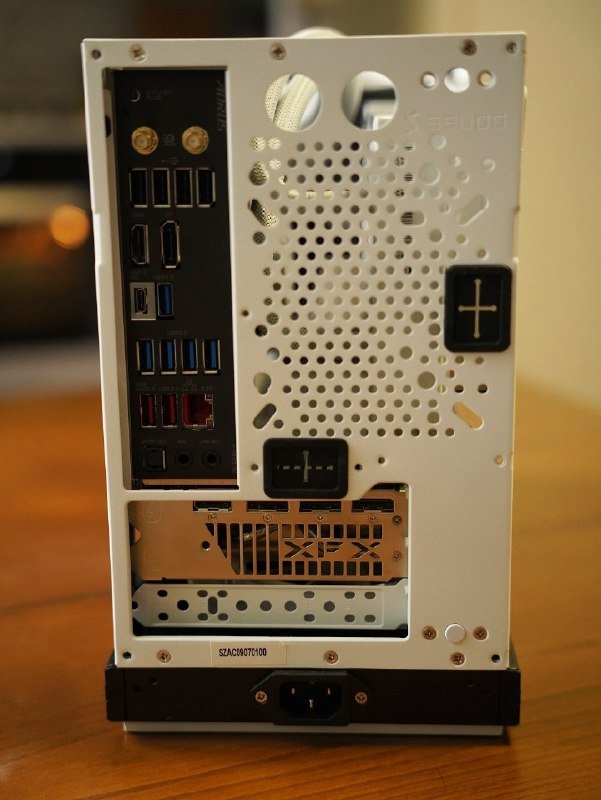 Игровой компьютер AMD Ryzen 7 7700X RX 9070 32GB DDR5 8