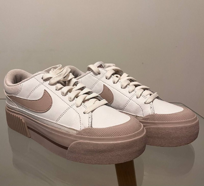 Женские кроссовки Nike Court Legacy Lift 3