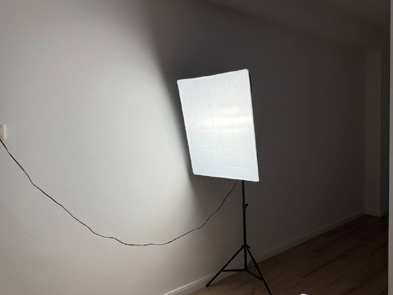 Комплект студийного оборудования Falcon Eyes KeyLight 425LED софтбокс штатив