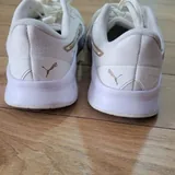 Женские кроссовки Puma 3