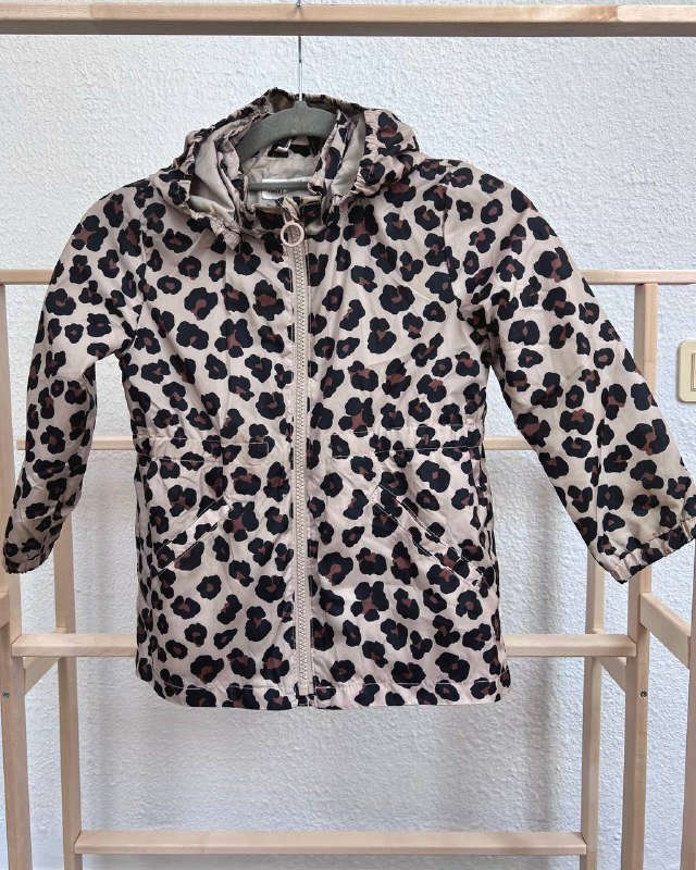 Легкая ветровка для детей 3-4 года