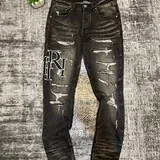 Amiri jeans 1